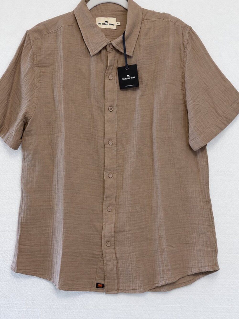 The Normal Brand Men's Lightweight XL Tan Short Sleeve Button Up New Reg $98
